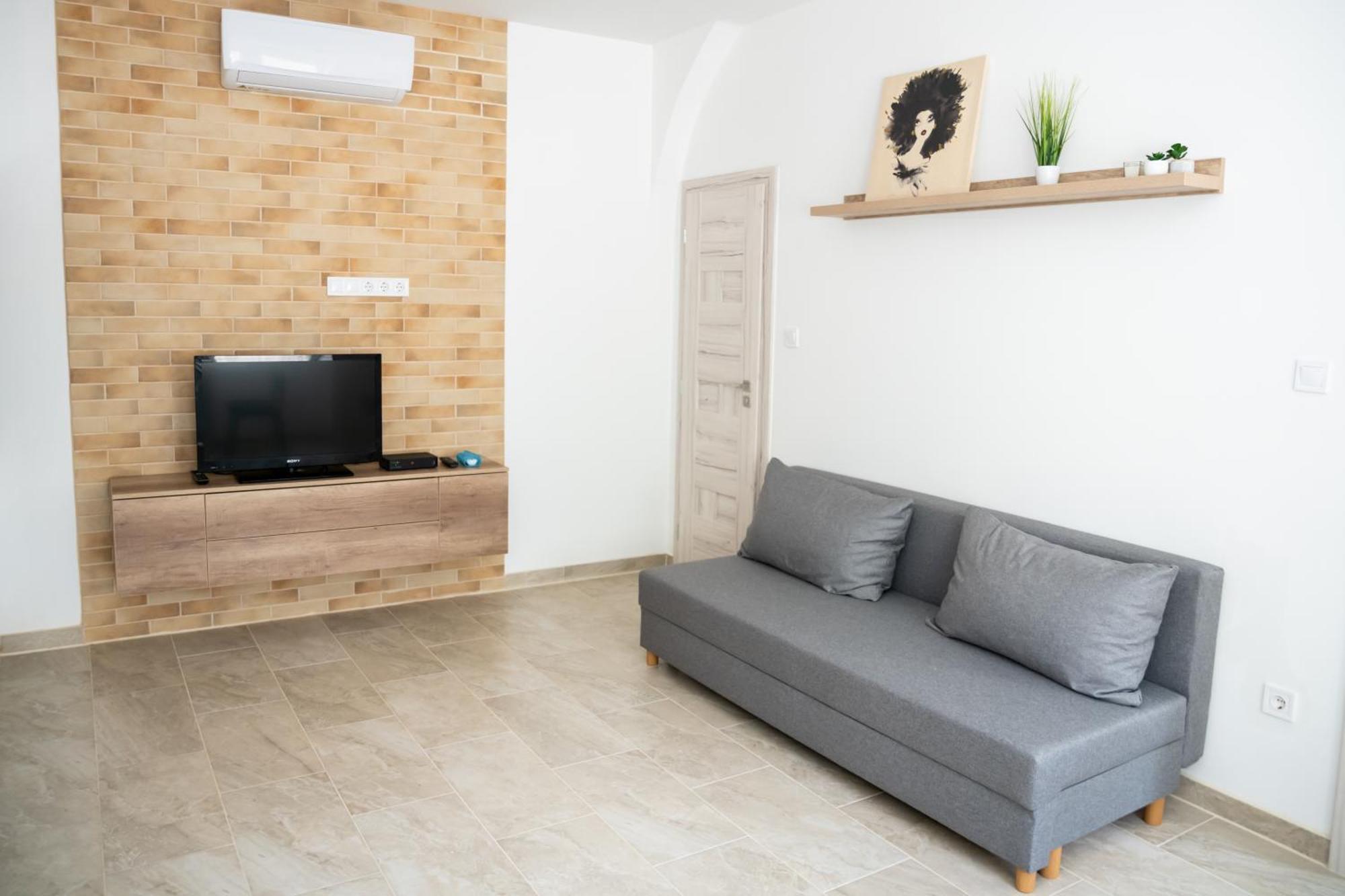 Winestone Corner Apartment Дебрецен Экстерьер фото