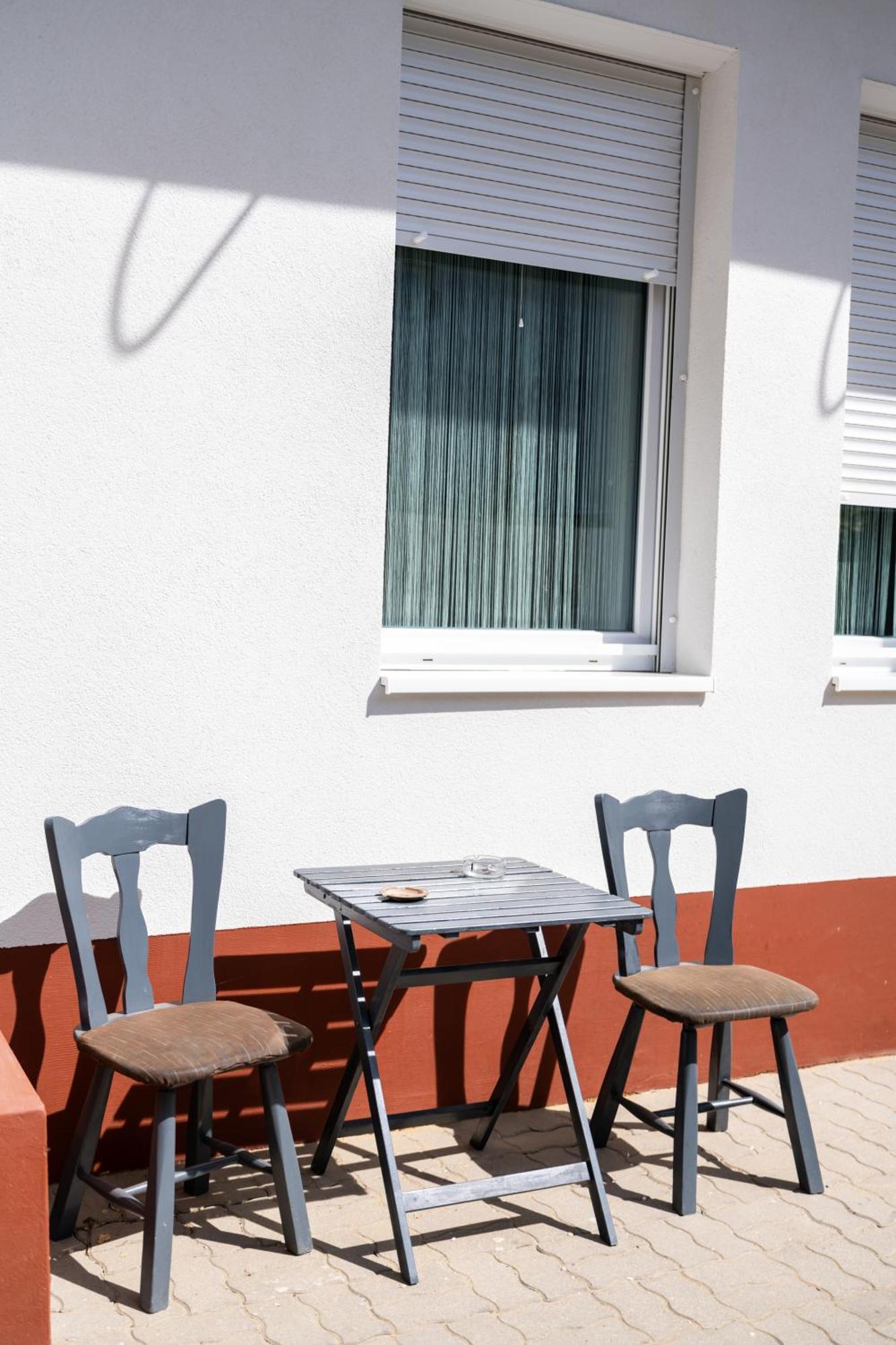 Winestone Corner Apartment Дебрецен Экстерьер фото